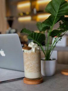cookie butter latte (biscoff latte)