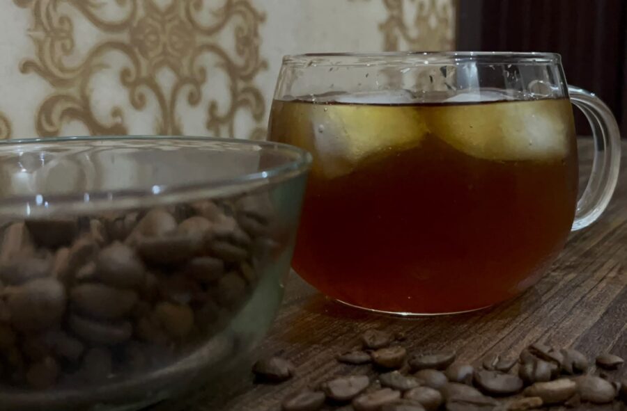 Cold Brew Coffee Guide: What It Is, How to Make It & How It Compares
